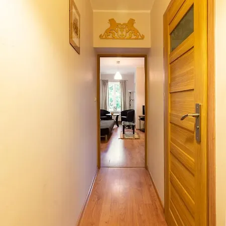 Apartamento 3 Pokojowe Mieszkanie Stare Ogarna, *